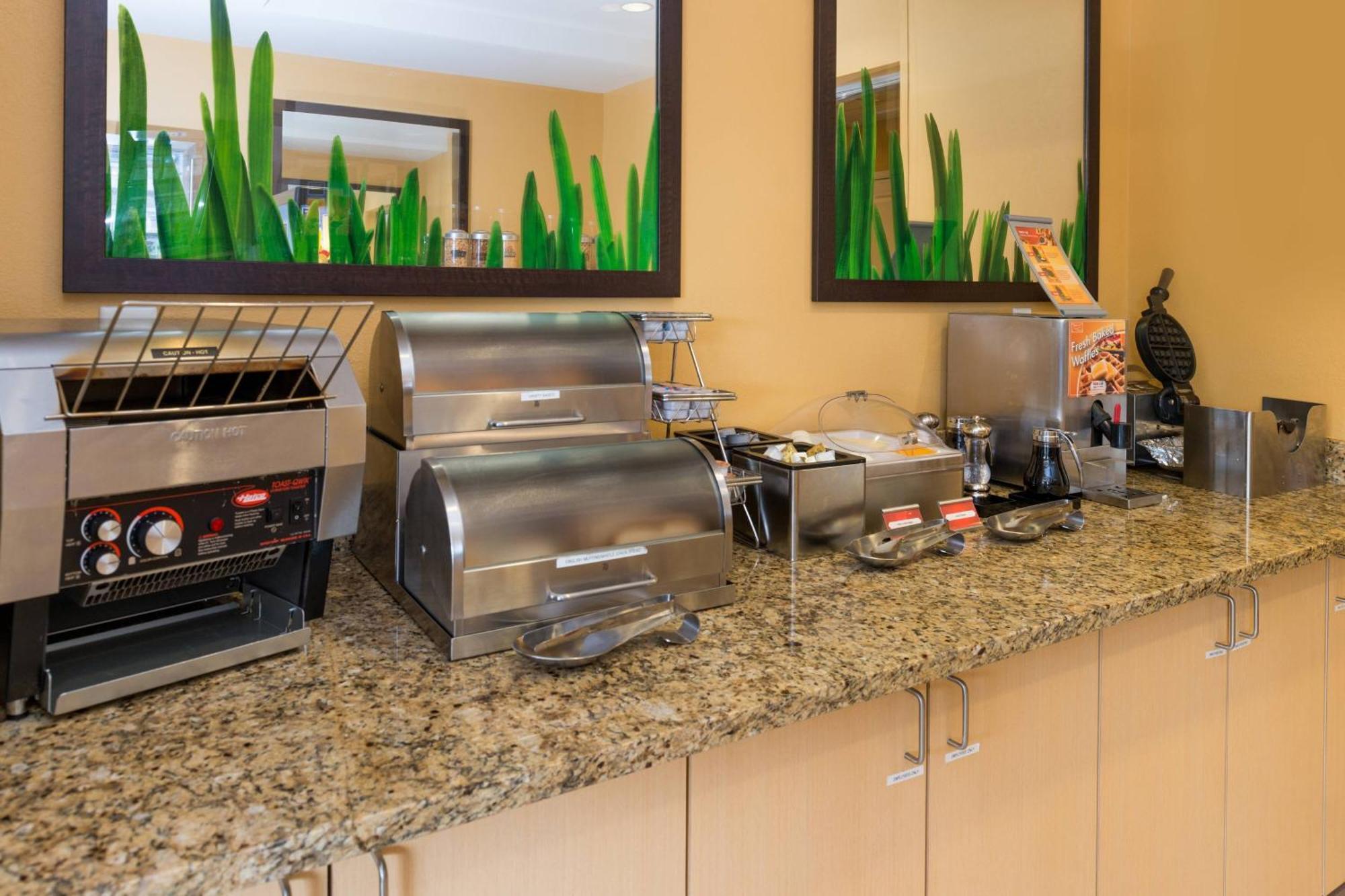 Towneplace Suites Huntington Exterior photo